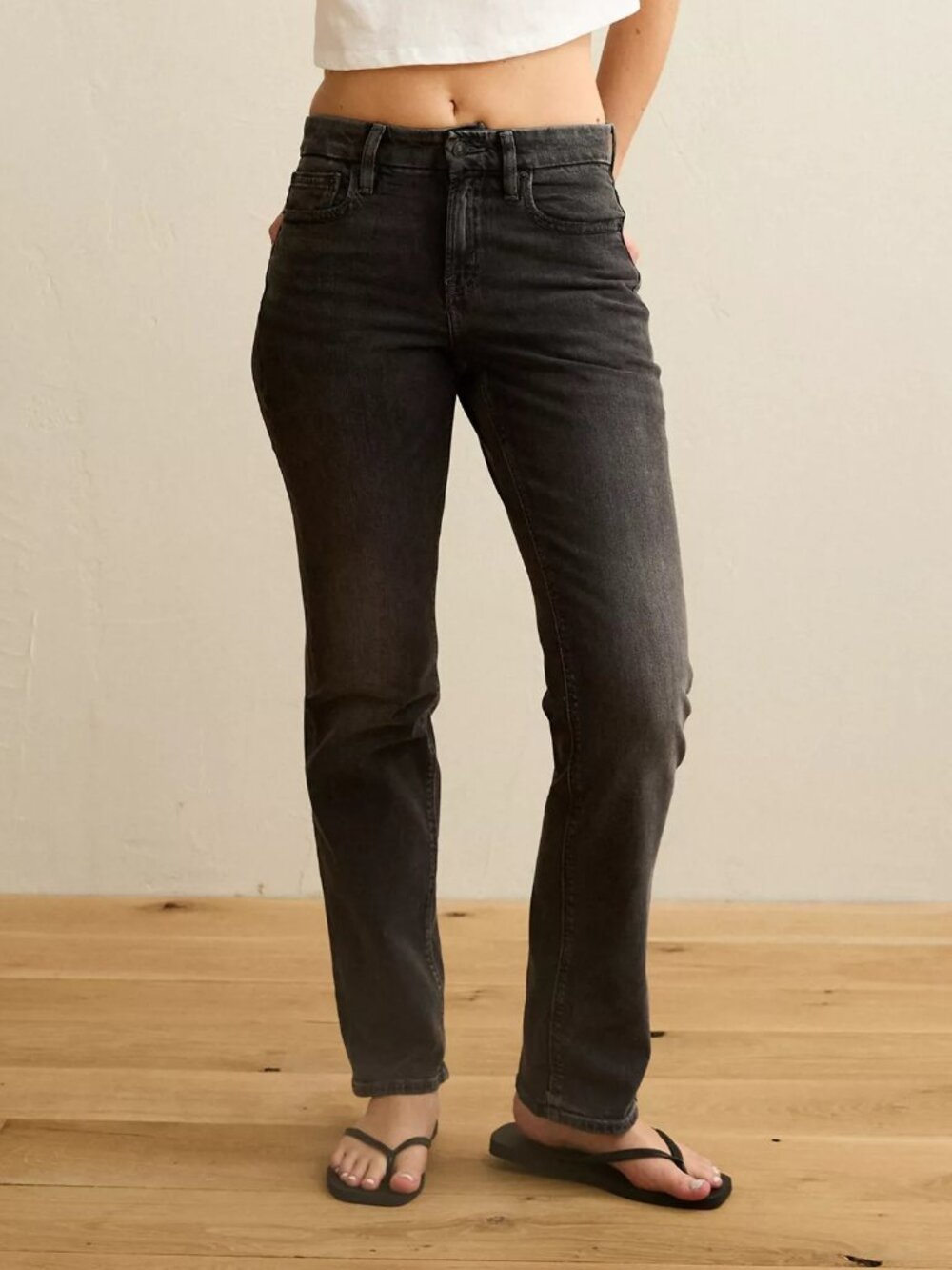 AMERICAN EAGLE AE Curvy Straight High-Rise Black Jeans - Sz 18 - NWT NEW